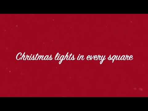 Sarah Mae - ‘Merry Happy Everything!’ (official lyric video)
