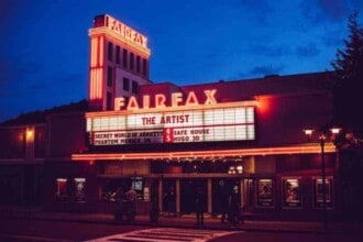 Farifax Theatre The Artist photo by Ben Breitenstein on Unsplash LQ