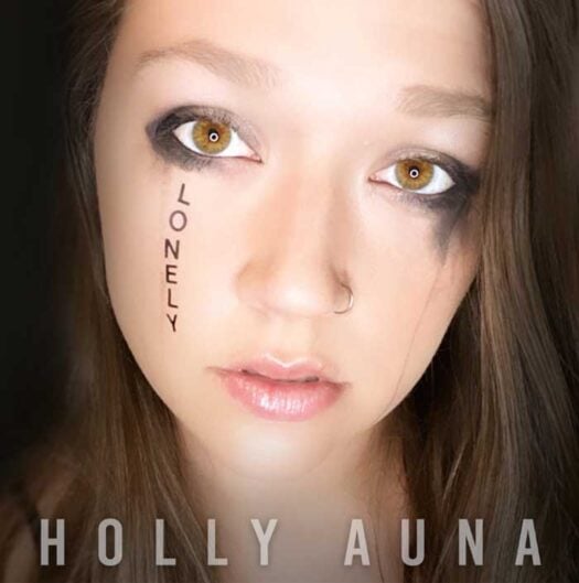 HollyAuna Lonely