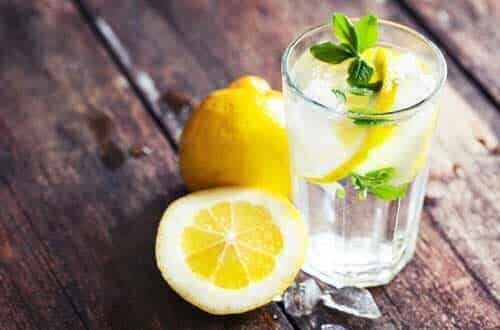 Lemon Water 1