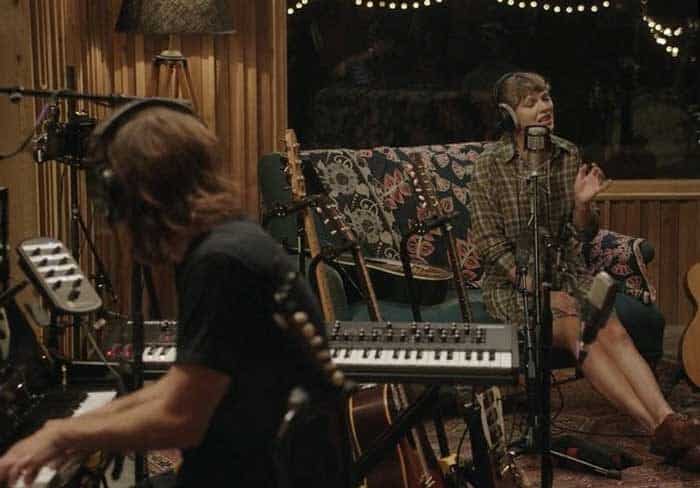 Top 5 Best Moments From Taylor Swifts folklore the long pond studio sessions Documentary58