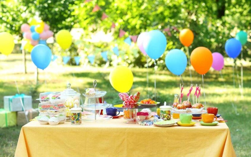 birthday table yard