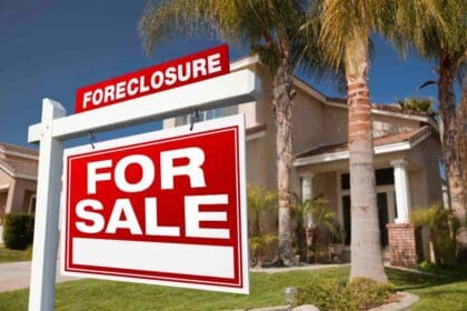 foreclosure sale real estate sign house