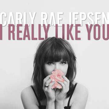 image001 Carly Rae Jepsen