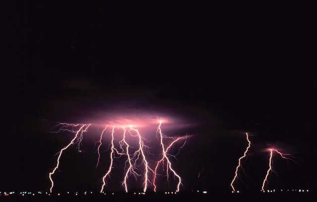 norman oklahoma lightning dangerous 66867