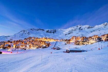 panorama val thorens by night alps mountains france